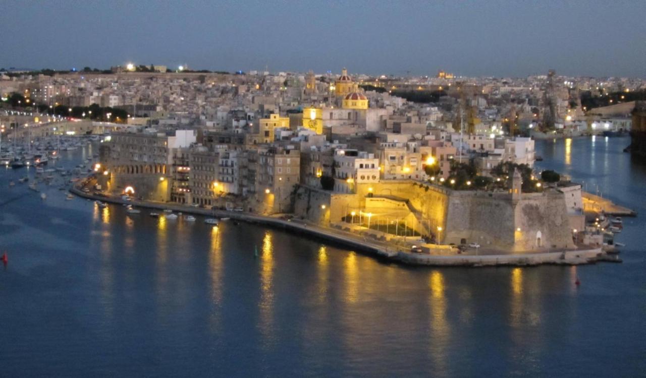 Senglea Medieval House Exterior photo